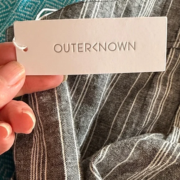 Outerknown Tides Top. Great brand. - Picture 6 of 6